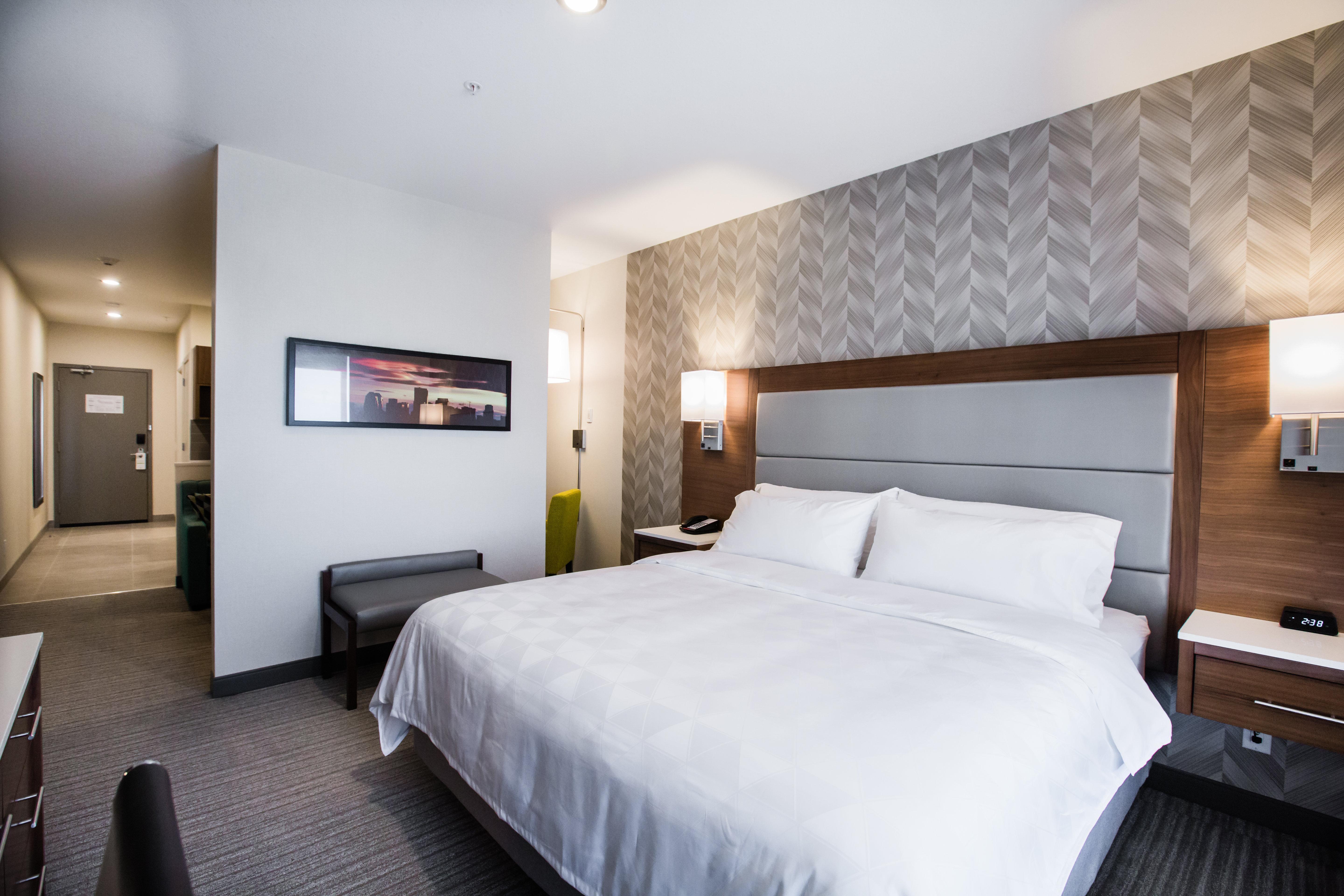 Holiday Inn Calgary South Conference Center المظهر الخارجي الصورة