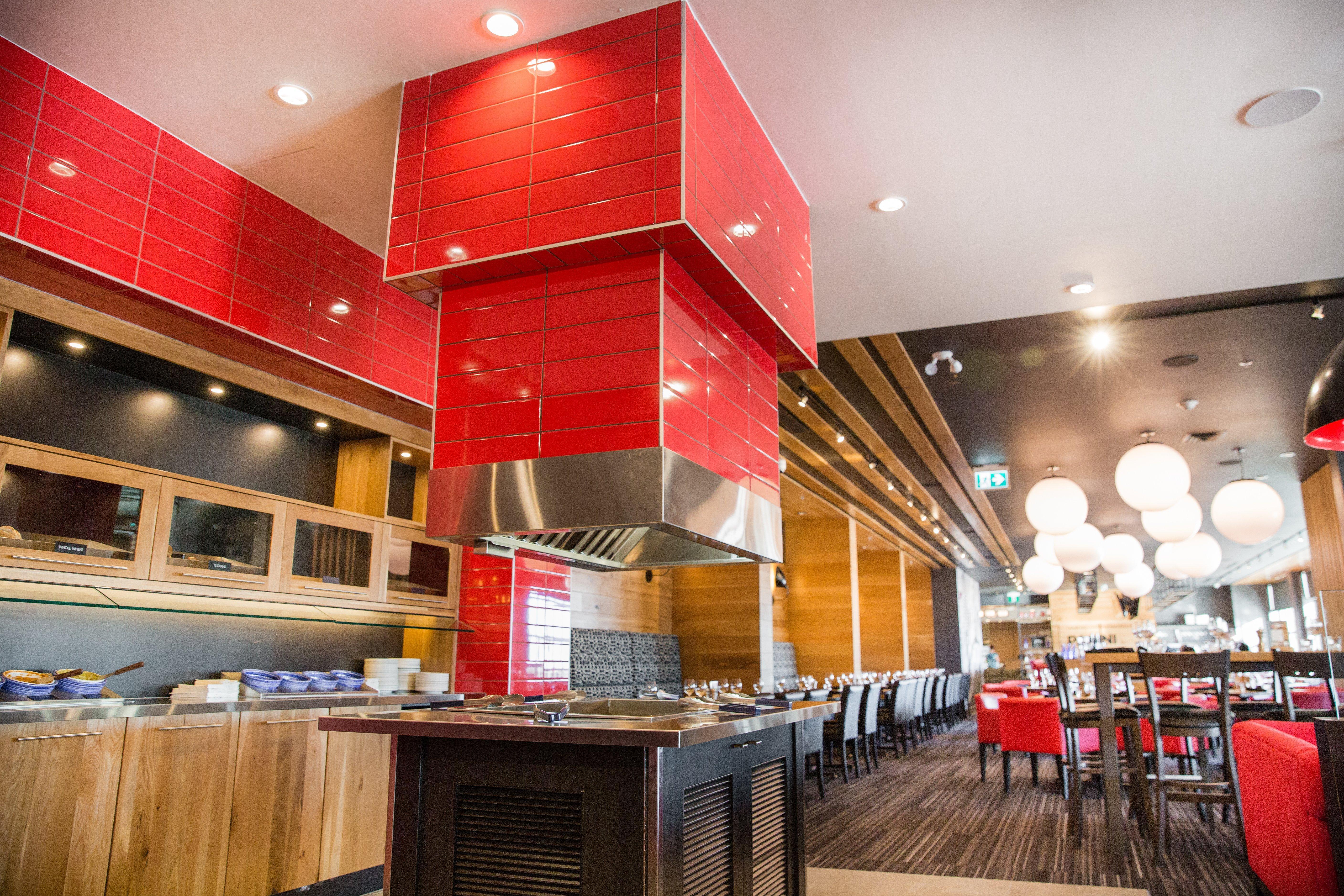 Holiday Inn Calgary South Conference Center المظهر الخارجي الصورة
