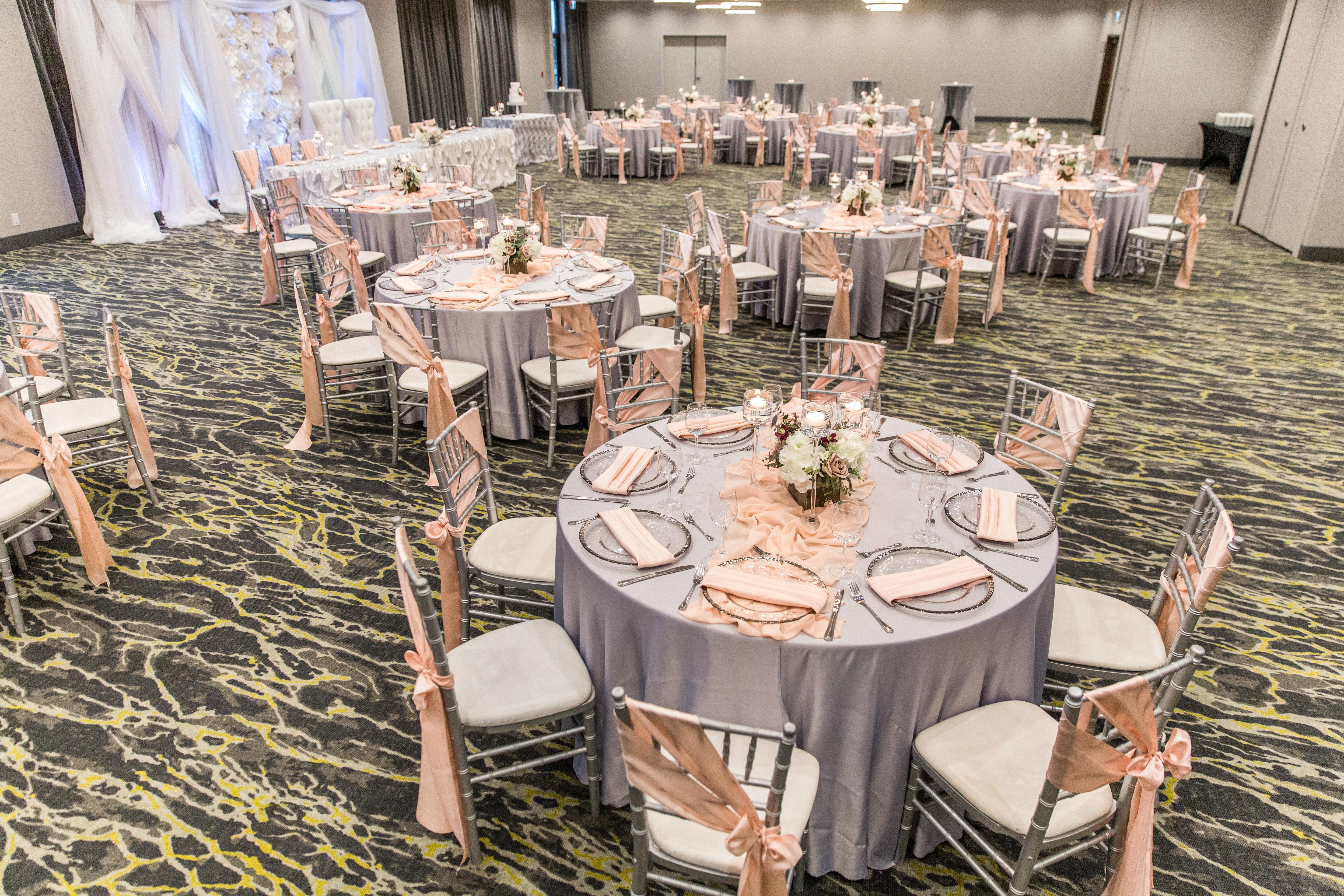 Holiday Inn Calgary South Conference Center المظهر الخارجي الصورة